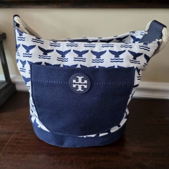 Tory Burch Navy and White Shoulder Bag - Picture 2 of 6